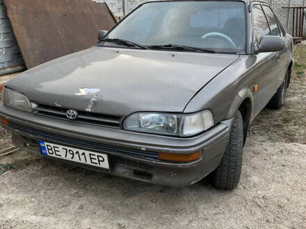 Тойота Королла 1988 в Первомайске на Automoto.ua Серый Тойота Королла, объемом двигателя 1.8 л и пробегом 100 тыс. км за 1650 $, фото 1 на Automoto.ua