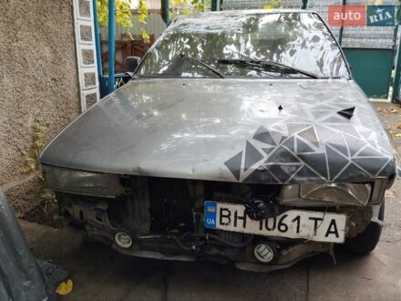 Серый Тойота Королла, объемом двигателя 1.6 л и пробегом 400 тыс. км за 800 $, фото 1 на Automoto.ua