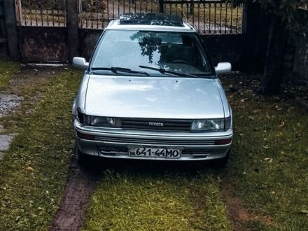 Тойота Королла 1988 в Черновцах на Automoto.ua Серый Тойота Королла, объемом двигателя 0 л и пробегом 400 тыс. км за 1000 $, фото 1 на Automoto.ua