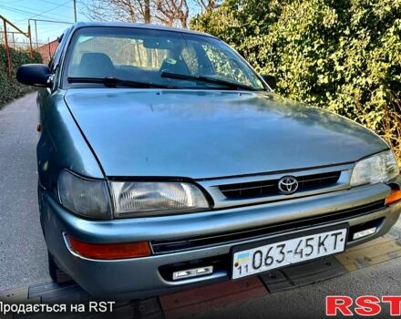 Серый Тойота Королла, объемом двигателя 1.4 л и пробегом 254 тыс. км за 1000 $, фото 1 на Automoto.ua