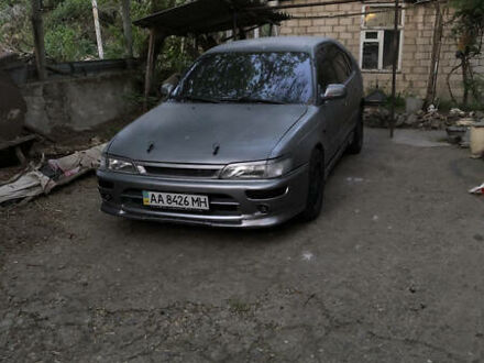 Сірий Тойота Королла, об'ємом двигуна 1.3 л та пробігом 450 тис. км за 1200 $, фото 1 на Automoto.ua