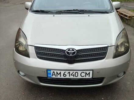 Серый Тойота Королла, объемом двигателя 1.79 л и пробегом 284 тыс. км за 5500 $, фото 1 на Automoto.ua