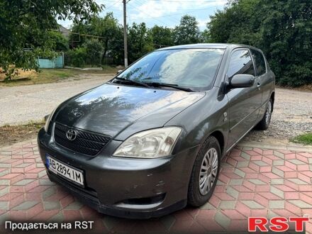 Тойота Королла 2002 у Балте на Automoto.ua Сірий Тойота Королла, об'ємом двигуна 2 л та пробігом 300 тис. км за 3350 $, фото 1 на Automoto.ua