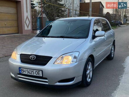 Сірий Тойота Королла, об'ємом двигуна 2 л та пробігом 328 тис. км за 4350 $, фото 1 на Automoto.ua