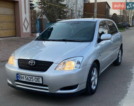 Серый Тойота Королла, объемом двигателя 2 л и пробегом 328 тыс. км за 4350 $, фото 1 на Automoto.ua