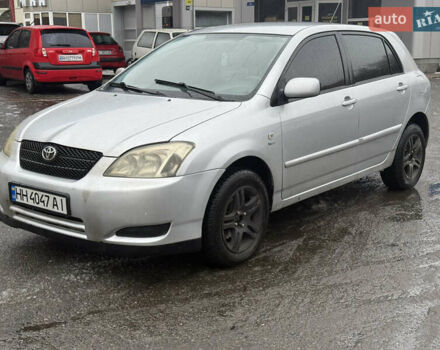 Серый Тойота Королла, объемом двигателя 1.4 л и пробегом 302 тыс. км за 3999 $, фото 1 на Automoto.ua