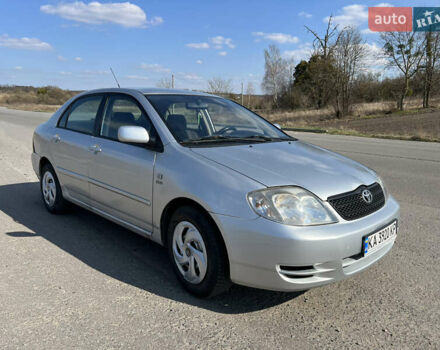 Сірий Тойота Королла, об'ємом двигуна 1.6 л та пробігом 300 тис. км за 2999 $, фото 1 на Automoto.ua