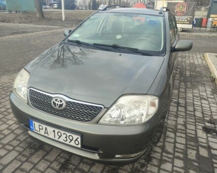 Серый Тойота Королла, объемом двигателя 2 л и пробегом 270 тыс. км за 2000 $, фото 1 на Automoto.ua