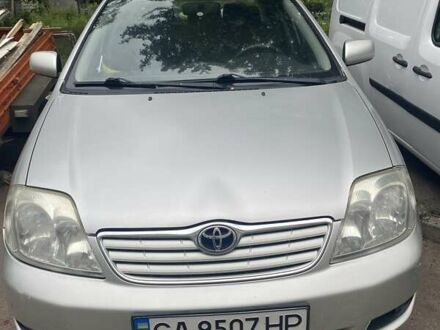 Тойота Королла 2004 в Черкассах на Automoto.ua Серый Тойота Королла, объемом двигателя 1.6 л и пробегом 227 тыс. км за 5200 $, фото 1 на Automoto.ua