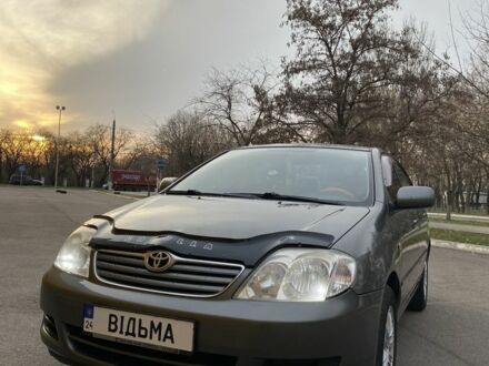Сірий Тойота Королла, об'ємом двигуна 1.6 л та пробігом 271 тис. км за 5800 $, фото 1 на Automoto.ua
