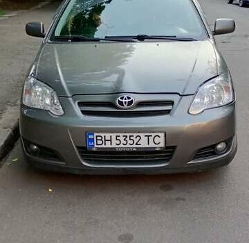 Серый Тойота Королла, объемом двигателя 1.36 л и пробегом 450 тыс. км за 5700 $, фото 1 на Automoto.ua