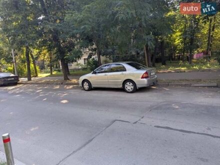 Сірий Тойота Королла, об'ємом двигуна 1.4 л та пробігом 385 тис. км за 3999 $, фото 1 на Automoto.ua