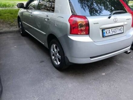 Серый Тойота Королла, объемом двигателя 1.6 л и пробегом 153 тыс. км за 7400 $, фото 1 на Automoto.ua