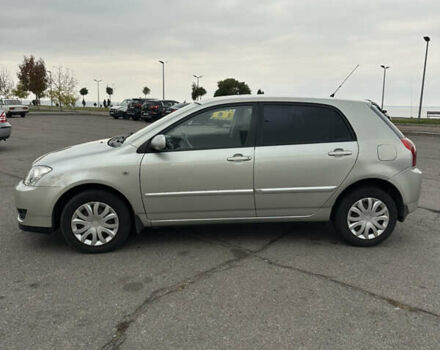 Серый Тойота Королла, объемом двигателя 1.6 л и пробегом 168 тыс. км за 7000 $, фото 1 на Automoto.ua