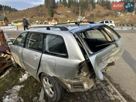 Тойота Королла 2006 в Каменке-Бугской на Automoto.ua Серый Тойота Королла, объемом двигателя 2 л и пробегом 306 тыс. км за 1200 $, фото 1 на Automoto.ua