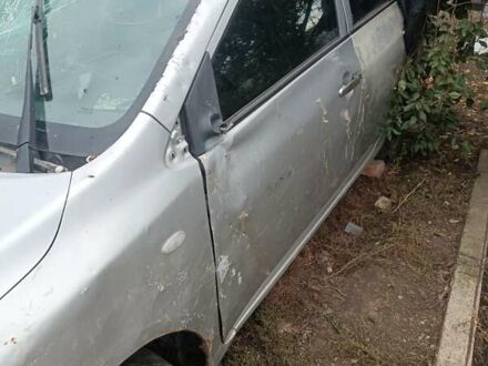 Тойота Королла 2007 в Кропивницком (Кировограде) на Automoto.ua Серый Тойота Королла, объемом двигателя 1.6 л и пробегом 200 тыс. км за 2000 $, фото 1 на Automoto.ua