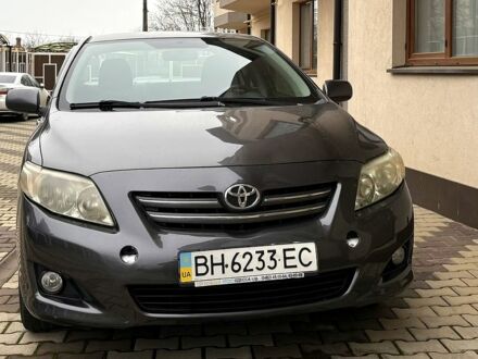 Серый Тойота Королла, объемом двигателя 1.6 л и пробегом 235 тыс. км за 6100 $, фото 1 на Automoto.ua