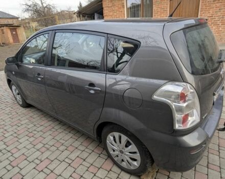 Серый Тойота Королла, объемом двигателя 2.2 л и пробегом 286 тыс. км за 7000 $, фото 1 на Automoto.ua