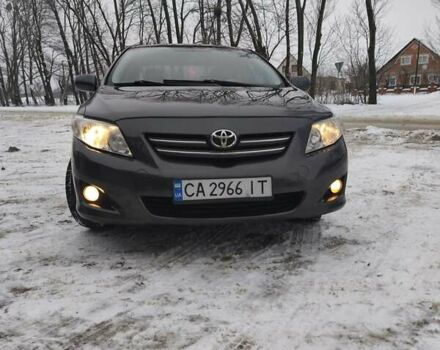 Серый Тойота Королла, объемом двигателя 1.6 л и пробегом 239 тыс. км за 6800 $, фото 1 на Automoto.ua