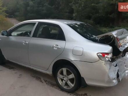 Серый Тойота Королла, объемом двигателя 1.6 л и пробегом 200 тыс. км за 4500 $, фото 1 на Automoto.ua