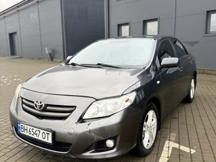 Серый Тойота Королла, объемом двигателя 1.6 л и пробегом 170 тыс. км за 5400 $, фото 1 на Automoto.ua