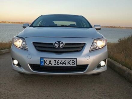 Серый Тойота Королла, объемом двигателя 1.6 л и пробегом 251 тыс. км за 5900 $, фото 1 на Automoto.ua