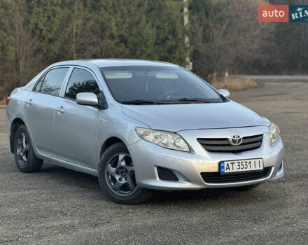 Серый Тойота Королла, объемом двигателя 1.6 л и пробегом 240 тыс. км за 6699 $, фото 1 на Automoto.ua