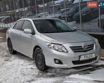 Серый Тойота Королла, объемом двигателя 1.6 л и пробегом 164 тыс. км за 7999 $, фото 1 на Automoto.ua