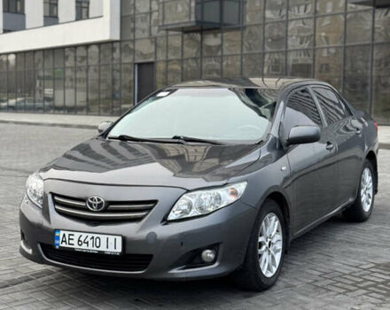 Серый Тойота Королла, объемом двигателя 1.6 л и пробегом 235 тыс. км за 4999 $, фото 1 на Automoto.ua