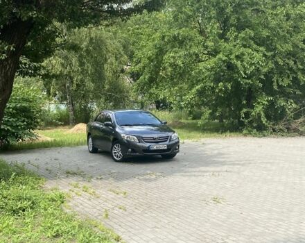 Серый Тойота Королла, объемом двигателя 1.6 л и пробегом 250 тыс. км за 6600 $, фото 1 на Automoto.ua