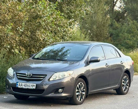 Сірий Тойота Королла, об'ємом двигуна 1.6 л та пробігом 124 тис. км за 7500 $, фото 1 на Automoto.ua