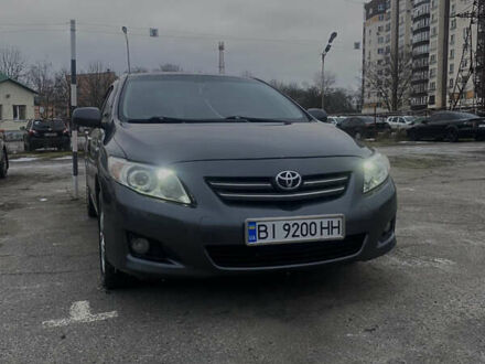 Серый Тойота Королла, объемом двигателя 1.6 л и пробегом 213 тыс. км за 7900 $, фото 1 на Automoto.ua