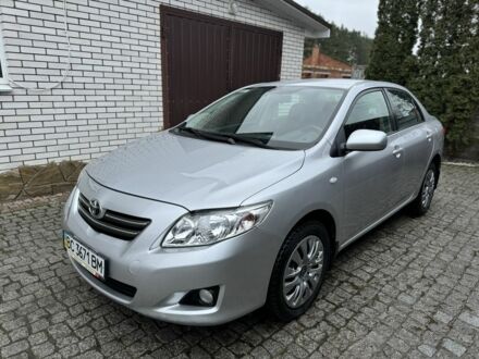 Сірий Тойота Королла, об'ємом двигуна 1.6 л та пробігом 131 тис. км за 8200 $, фото 1 на Automoto.ua