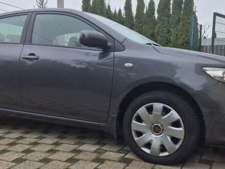 Серый Тойота Королла, объемом двигателя 1.6 л и пробегом 167 тыс. км за 7500 $, фото 1 на Automoto.ua