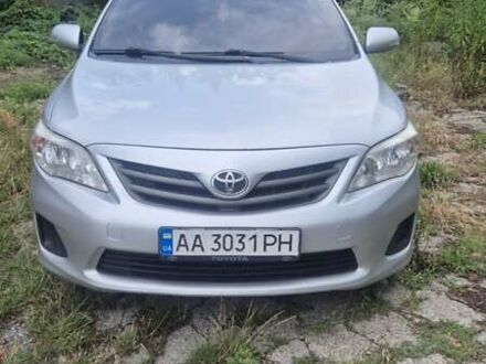 Серый Тойота Королла, объемом двигателя 1.6 л и пробегом 235 тыс. км за 7200 $, фото 1 на Automoto.ua