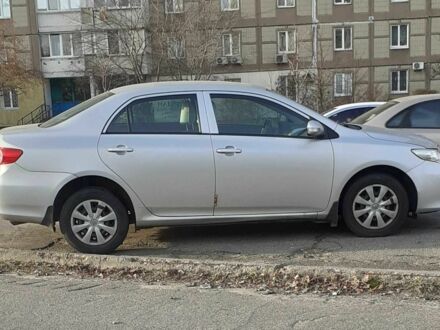 Серый Тойота Королла, объемом двигателя 1.33 л и пробегом 156 тыс. км за 9000 $, фото 1 на Automoto.ua