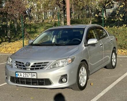 Сірий Тойота Королла, об'ємом двигуна 1.6 л та пробігом 200 тис. км за 8900 $, фото 1 на Automoto.ua