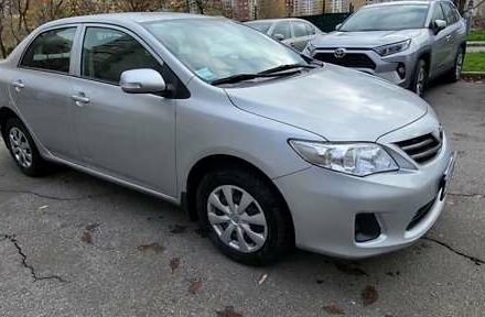 Серый Тойота Королла, объемом двигателя 1.33 л и пробегом 65 тыс. км за 9888 $, фото 1 на Automoto.ua