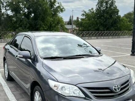 Серый Тойота Королла, объемом двигателя 1.6 л и пробегом 174 тыс. км за 10000 $, фото 1 на Automoto.ua