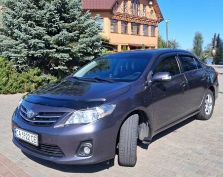 Сірий Тойота Королла, об'ємом двигуна 1.6 л та пробігом 121 тис. км за 9000 $, фото 1 на Automoto.ua