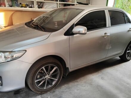 Сірий Тойота Королла, об'ємом двигуна 1 л та пробігом 103 тис. км за 7000 $, фото 1 на Automoto.ua