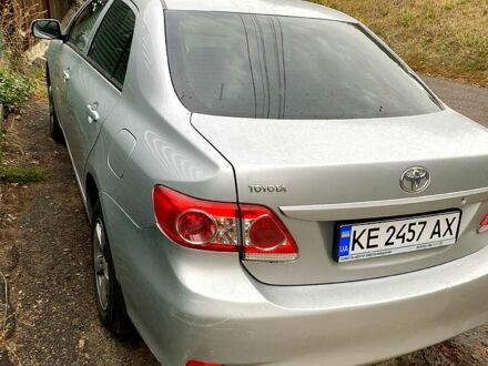 Тойота Королла 2012 в Днепре (Днепропетровске) на Automoto.ua Серый Тойота Королла, объемом двигателя 1.3 л и пробегом 98 тыс. км за 9000 $, фото 1 на Automoto.ua