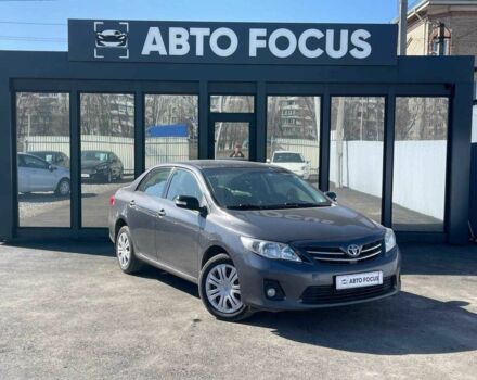 Серый Тойота Королла, объемом двигателя 1.6 л и пробегом 270 тыс. км за 9490 $, фото 1 на Automoto.ua