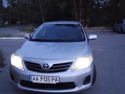 Сірий Тойота Королла, об'ємом двигуна 1.3 л та пробігом 255 тис. км за 7800 $, фото 1 на Automoto.ua