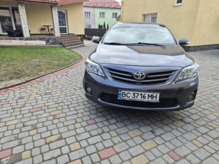 Тойота Королла 2012 в Яворове на Automoto.ua Серый Тойота Королла, объемом двигателя 1.3 л и пробегом 196 тыс. км за 7000 $, фото 1 на Automoto.ua