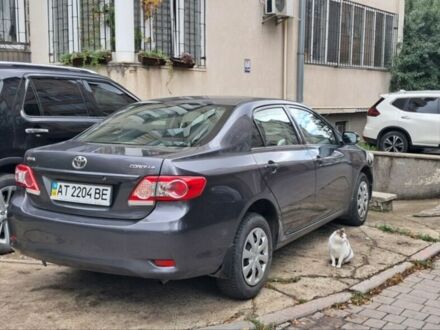 Сірий Тойота Королла, об'ємом двигуна 1.33 л та пробігом 131 тис. км за 8500 $, фото 1 на Automoto.ua