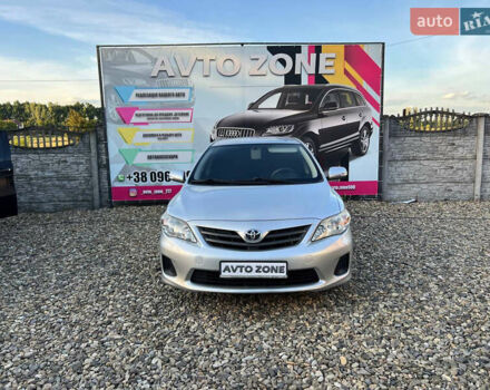 Серый Тойота Королла, объемом двигателя 1.3 л и пробегом 200 тыс. км за 6299 $, фото 1 на Automoto.ua