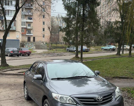 Серый Тойота Королла, объемом двигателя 1.33 л и пробегом 293 тыс. км за 5300 $, фото 1 на Automoto.ua