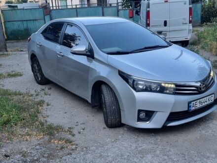 Тойота Королла 2013 в Днепре (Днепропетровске) на Automoto.ua Серый Тойота Королла, объемом двигателя 1.6 л и пробегом 143 тыс. км за 10500 $, фото 1 на Automoto.ua