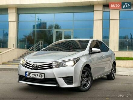 Серый Тойота Королла, объемом двигателя 1.6 л и пробегом 165 тыс. км за 11400 $, фото 1 на Automoto.ua